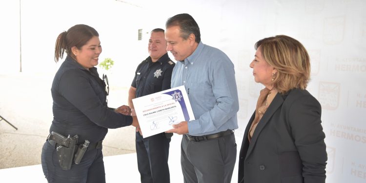 Impulsa Toño Astiazarán capacitación a policías en perspectiva de género