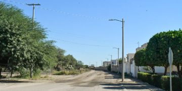 Atiende Ayuntamiento de Hermosillo solicitud de alumbrado en Eje Rosales