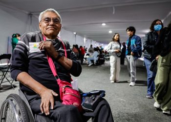 Participa ISSSTE en Megacentro de Vacunación del Estadio Olímpico Universitario