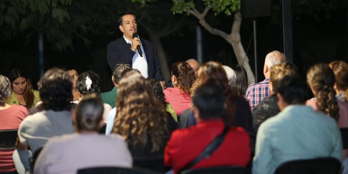 Lleva David Figueroa jornada 36 del “Diputado en tu Colonia” a la Nueva España