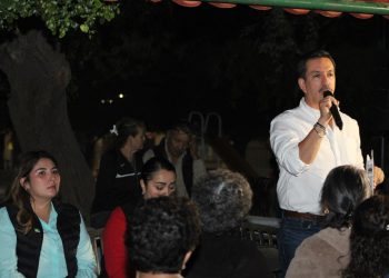 David Figueroa realiza la jornada 37 de “Diputado en tu Colonia” en la Conquistadores