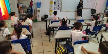 Fortalece Ayuntamiento de Hermosillo cultura de cuidado de animales de compañía en estudiantes