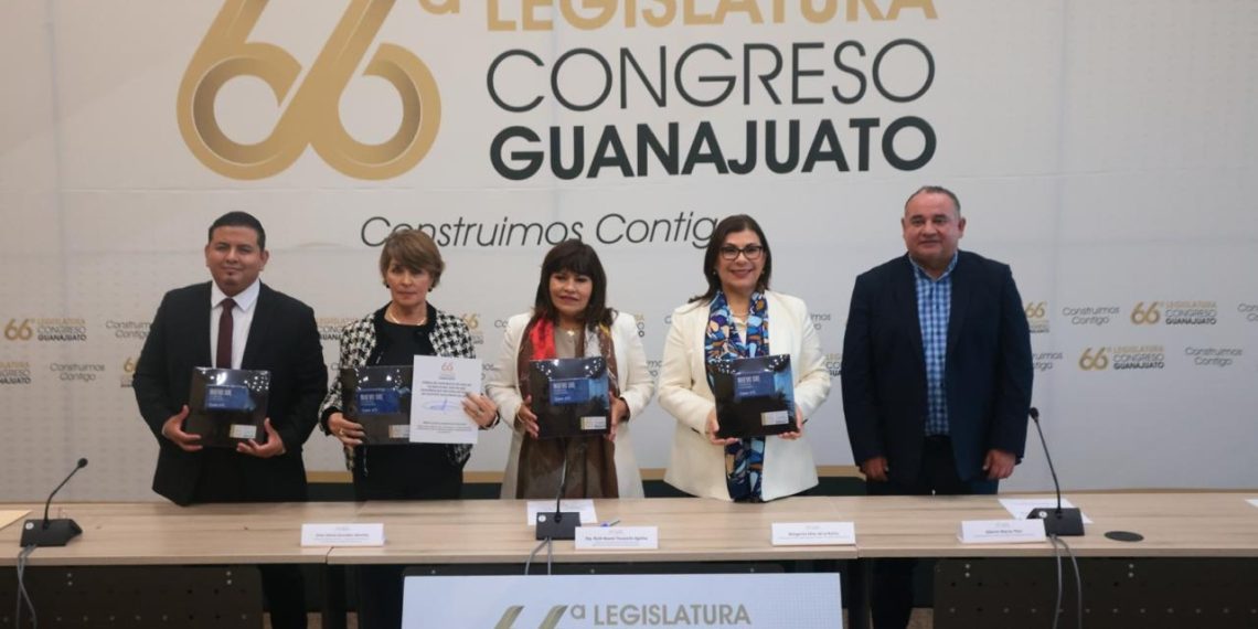 Fortalece Itesca gestión documental con moderno software