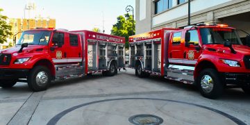 Refuerza Toño Astiazarán equipamiento de bomberos con cuatro unidades nuevas