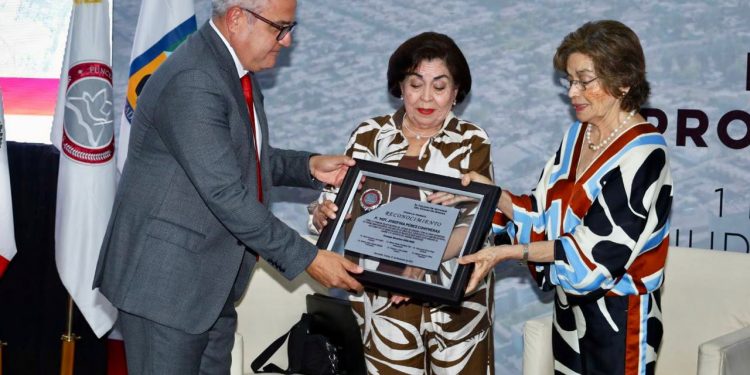 Notarios de Sonora realizan su 4ta. Jornada de Actualización Notarial “Not. Josefina Pérez Contreras”.