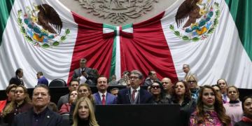 Diputados aprueban reforma para prohibir emisión de tarjetas de crédito y débito sin consentimiento; pasa al Senado