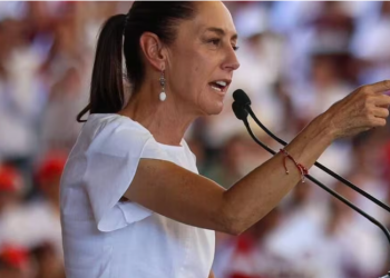 Sheinbaum defiende la soberanía de México y advierte que “se equivoca” quien convoque a una intervención extranjera