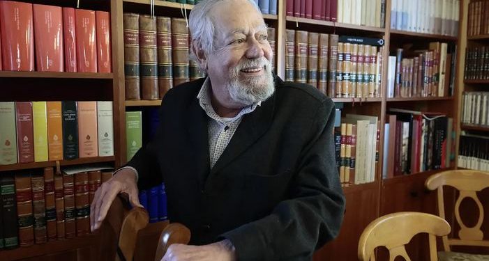 Escritor mexicano Gonzalo Celorio gana el Premio Cervantes 2025