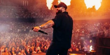 Carín León concluye sus conciertos en Colombia: Kany García, Carlos Rivera y más invitados especiales