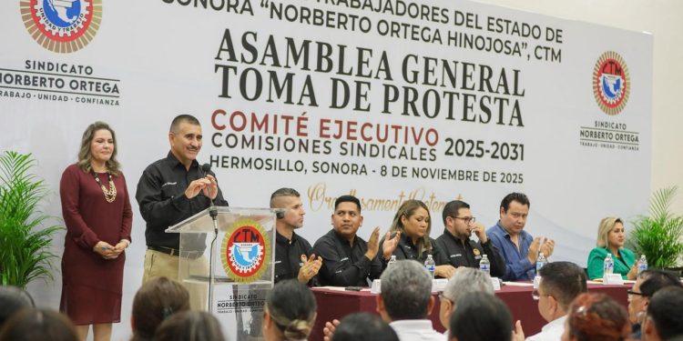 Refrendan trabajadores su confianza al Sindicato “Norberto Ortega” durante la toma de protesta del Comité Ejecutivo 2025-2031