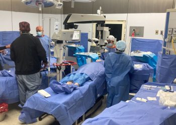 Beneficia Hospital Regional “Monterrey” del ISSSTE a derechohabientes con jornada de cirugía de cataratas