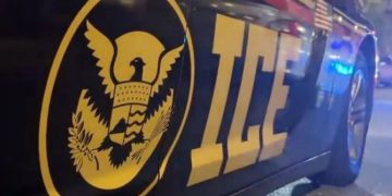 Redadas migratorias desatan temor en Charlotte: Más de 80 detenidos y fuerte presencia federal