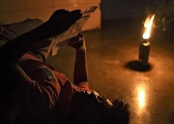 Casi 300 mil personas siguen sin electricidad en México: CFE fija 2028 como meta final