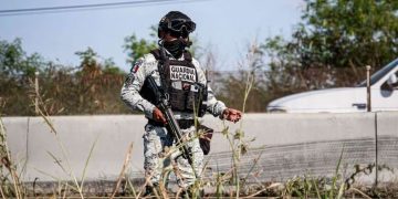 Atacan a fuerzas federales en Guasave, Sinaloa; Harfuch reporta 13 agresores muertos