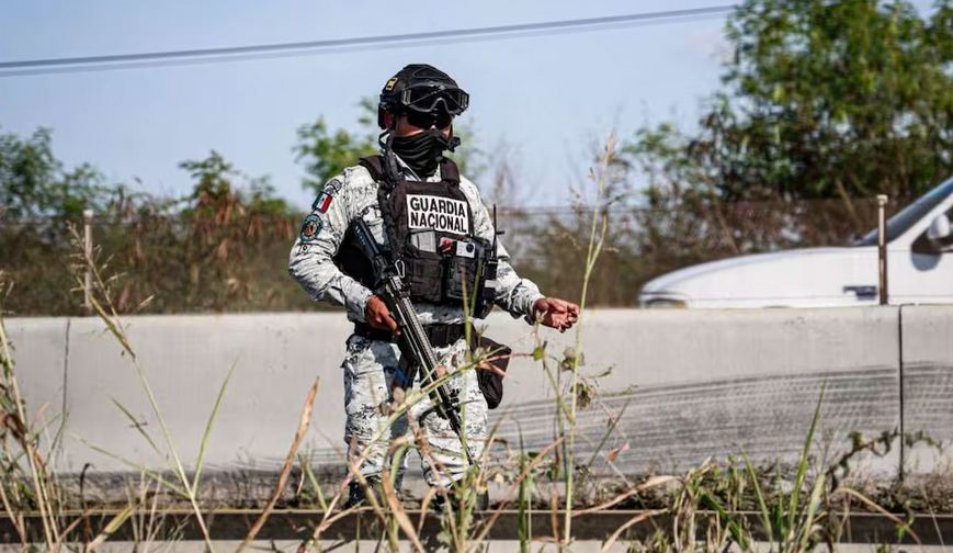 Atacan a fuerzas federales en Guasave, Sinaloa; Harfuch reporta 13 agresores muertos