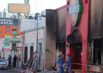 Gobernador de Sonora solicita colaboración de la UNAM y el IPN para peritajes en Waldo’s Hermosillo