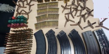 Obtiene FGR prisión preventiva oficiosa contra dos personas por portación de armas de fuego