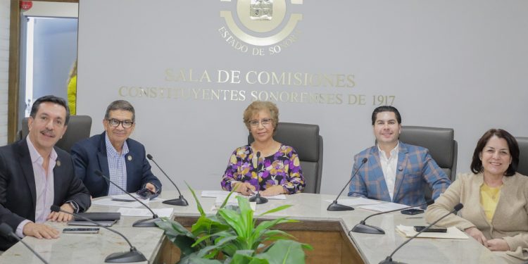 Dictaminan en comisión propuestas de leyes de ingresos y presupuestos de ingresos de los ayuntamientos de Sonora