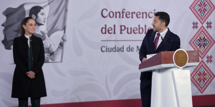 ISSSTE habilita tres primeros consultorios del Plan Michoacán por la Paz y la Justicia: Martí Batres