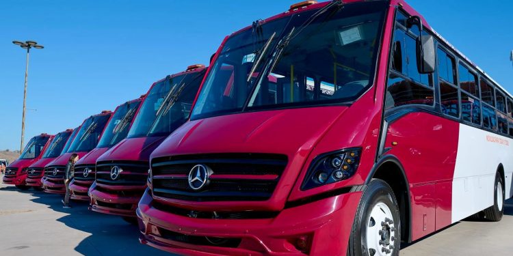 Gobierno de Sonora entrega unidades para un transporte público más seguro y moderno, sin aumento a tarifas