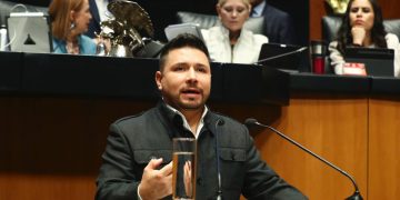 Ante la incapacidad de cupo en escuelas públicas, es necesario otorgar beneficios fiscales a los padres que opten por la educación privada para sus hijos: Iván Jaimes