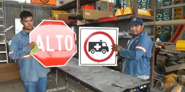 Avanza Gobierno Municipal en señalización y semaforización en Hermosillo