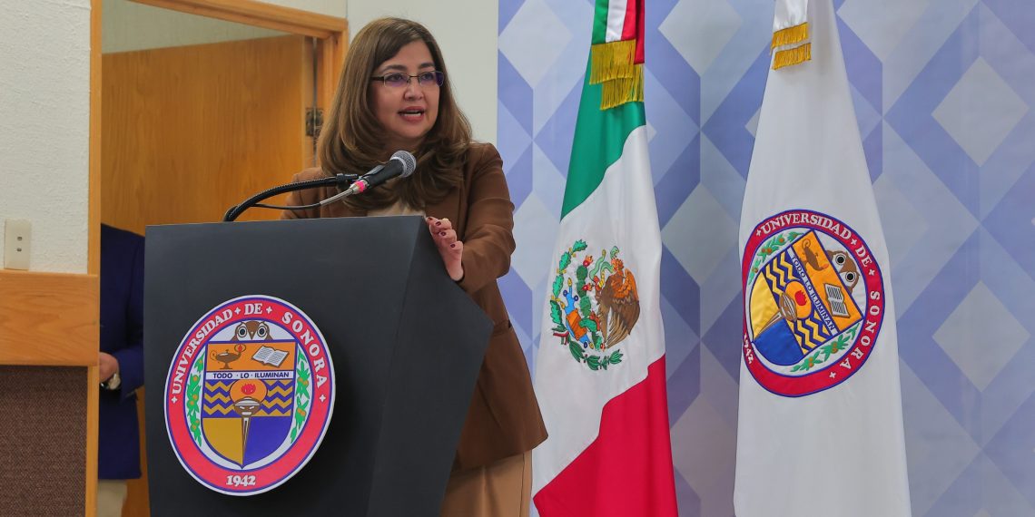 Reconoce Universidad de Sonora a profesores, investigadores, técnicos académicos y trabajadores distinguidos 2024-2025