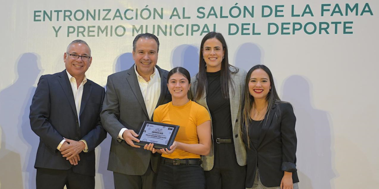 Reconoce Toño Astiazarán a talento hermosillense durante el Premio Municipal del Deporte 2025