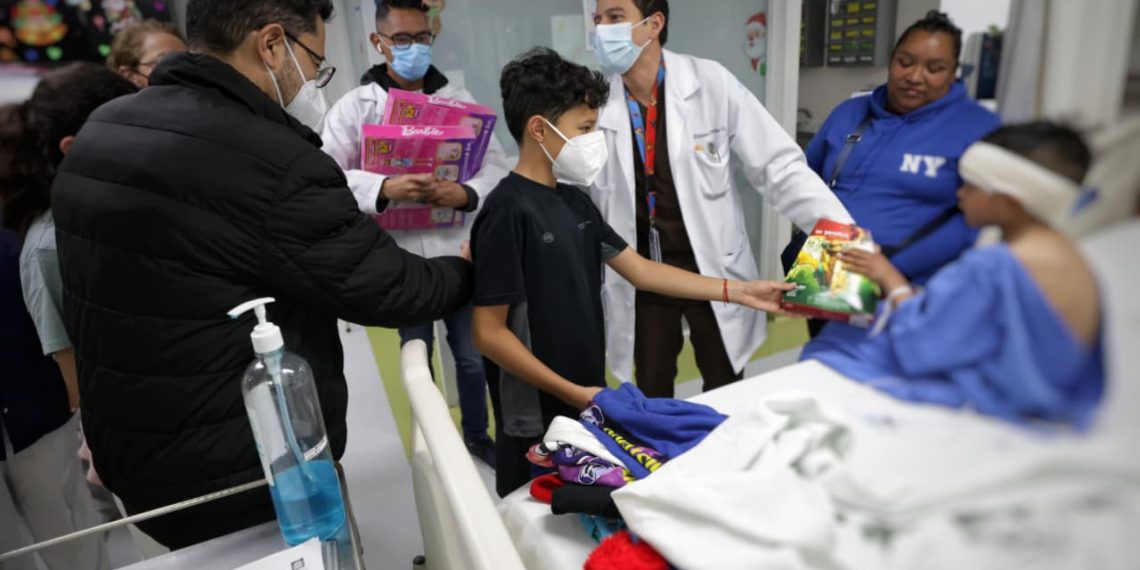 Visita Martí Batres unidad pediátrica del HR “Lic. Adolfo López Mateos” del ISSSTE