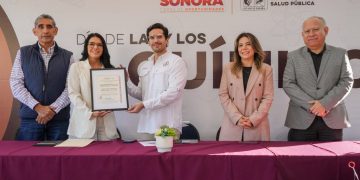 Reconoce Secretaría de Salud a químicas y químicos del Laboratorio Estatal por su contribución a la salud pública
