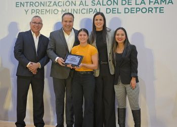 Reconoce Toño Astiazarán a talento hermosillense durante el Premio Municipal del Deporte 2025