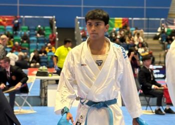 Gana alumno de Conalep oro y plata en campeonato internacional de karate
