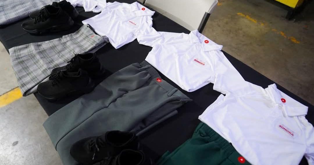 Invita SEC a realizar registro de tallas de uniformes escolares