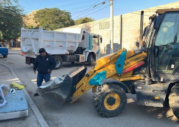 Retira Ayuntamiento de Hermosillo ocho toneladas de descacharre en La Rinconada