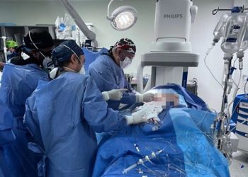 Realiza HRAE de Torreón del ISSSTE en Coahuila primera colocación de implante de válvula aórtica