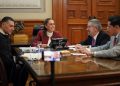 Intervención militar de EU en México “no está sobre la mesa”: Sheinbaum en llamada con Trump