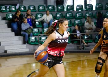 Tiran y encestan hacia los cetros en la Olimpiada Estatal de Basquetbol 3X3