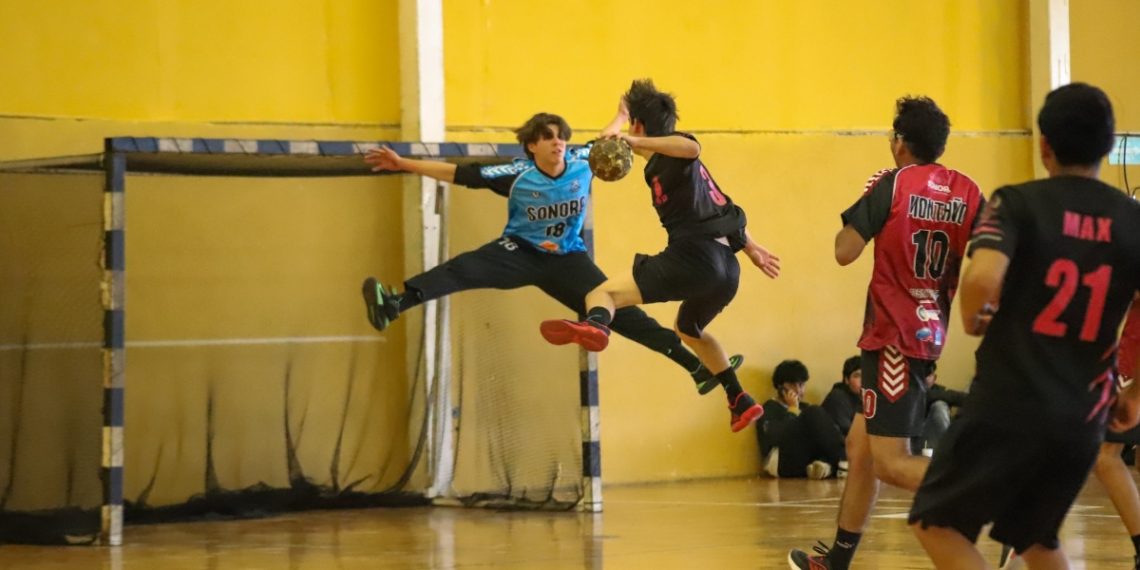 En acción balonmano sonorense en Olimpiada Estatal