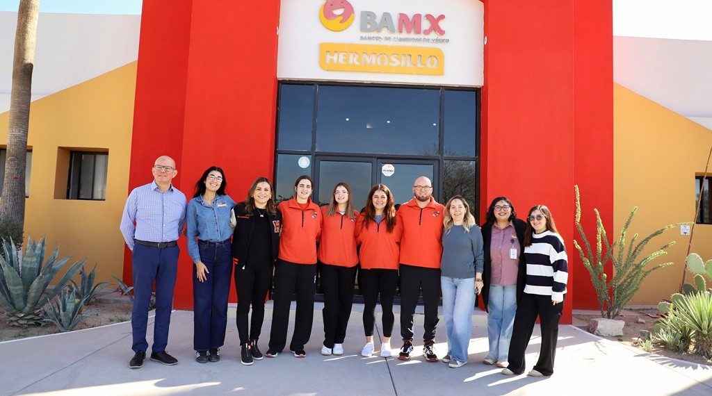 Naranjeros Softbol Femenil visitó el Banco de Alimentos de Hermosillo