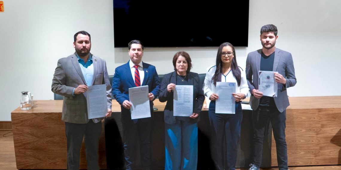 Diputados de oposición presentan denuncias por presuntas irregularidades en el Congreso de Sonora