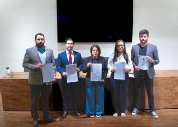 Diputados de oposición presentan denuncias por presuntas irregularidades en el Congreso de Sonora