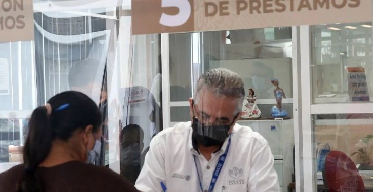 Distribuye ISSSTE más de 16 mil préstamos personales en sexta asignación del año