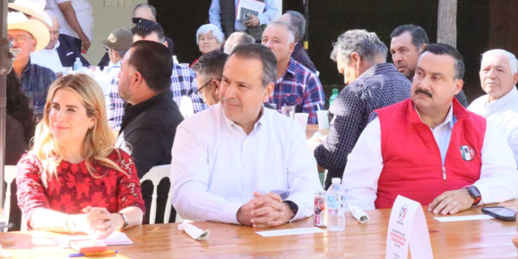 La experiencia de los buenos gobiernos del PRI permitirá recuperar la confianza de la gente, afirma Lupita Soto al reunir a ex alcaldes de todo Sonora