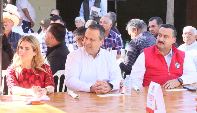 La experiencia de los buenos gobiernos del PRI permitirá recuperar la confianza de la gente, afirma Lupita Soto al reunir a ex alcaldes de todo Sonora