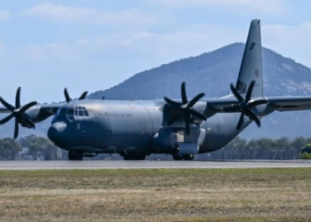 Al menos 15 muertos y 30 heridos deja el desplome de un avión militar que transportaba dinero en Bolivia