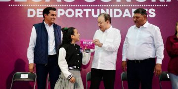 Durazo acelera transformación del norte de Sonora con inversión en salud, becas e infraestructura