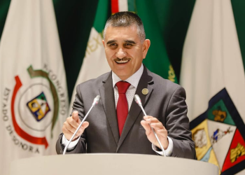 Diputado Oscar Ortiz propone revisar el cobro de impuestos al tiempo extra