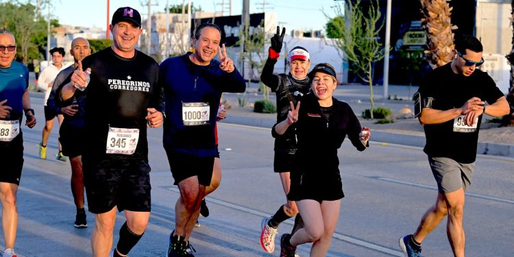 Apoya Toño Astiazarán carrera a favor de becas para jóvenes