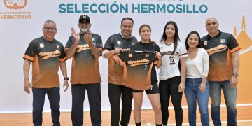 Abandera Toño Astiazarán a la selección más grande de Hermosillo que participará en la Olimpiada Nacional