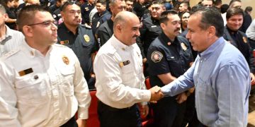 Anuncia Toño Astiazarán construcción de dos nuevas estaciones de Bomberos en Foro Internacional